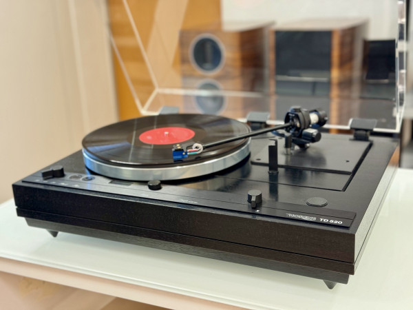 Thorens TD 520 Professional